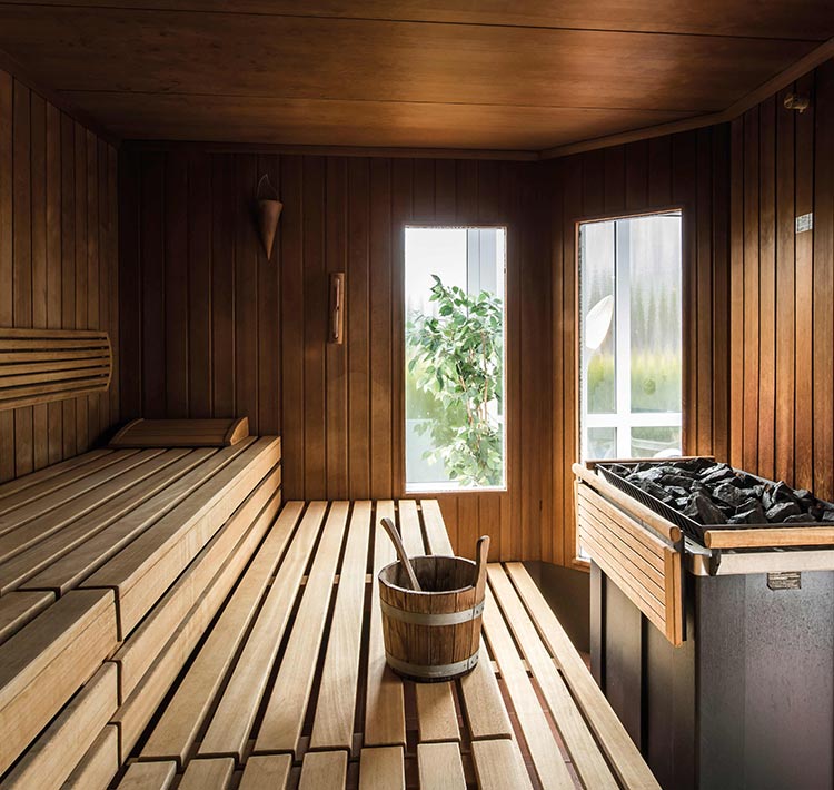 Nahaufnahme einer Sauna mit Aufguss.
