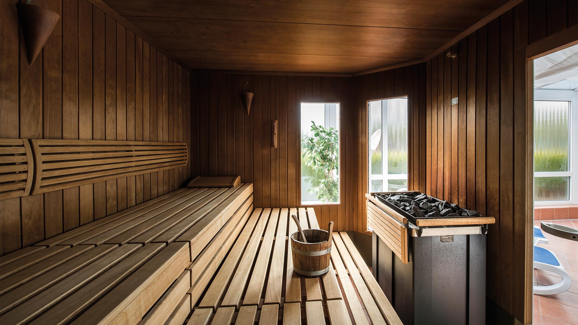 Nahaufnahme einer Sauna mit Aufguss.